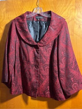 Elementz Burgundy and Black Paisley Swing Jacket, Size XL